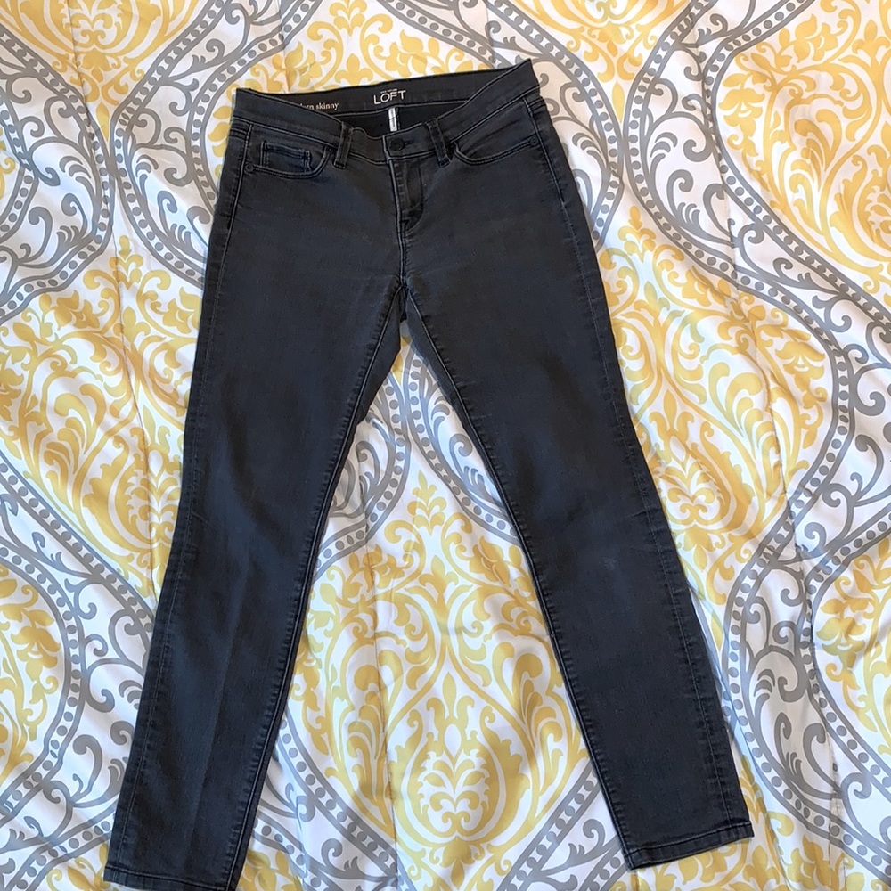 Ann Taylor LOFT modern Skinny petite jeans.